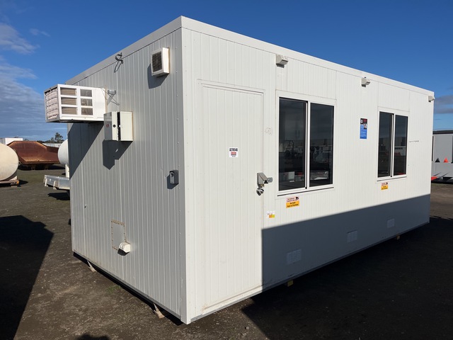 6 m x 3 m Skid-Mounted Canteen