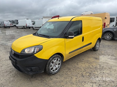 2017 Fiat Doblo شاحنة فان