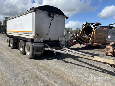 2002 Hercules End Dump Trailer