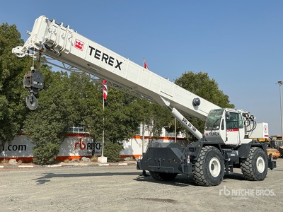 2009 Terex RT555-2 55 ton 4x4x4 Rough Terrain Crane