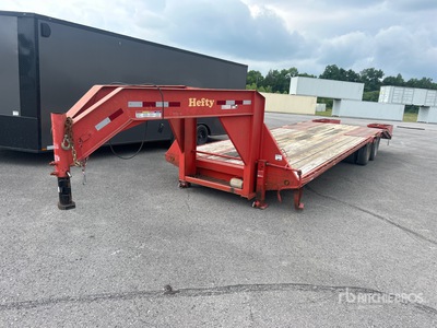 2022 30000 lb 30 ft T/A Gooseneck Equipment Trailer