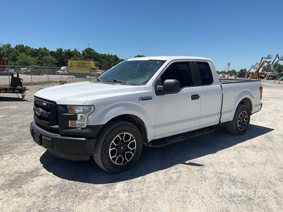 2015 Ford F-150 XL 4x2 Extended Cab Pickup