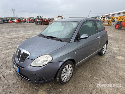 Lancia Ypsilon Automobile