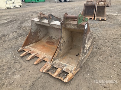 Quantity of (2) Digging Benna per escavatore - Fits 560mm & 1150mm 13 ton