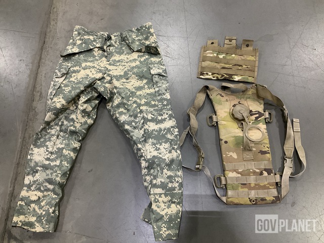 (51) M4 Three Mag Pouches, (62) Hydration System Carriers & Assorted Items