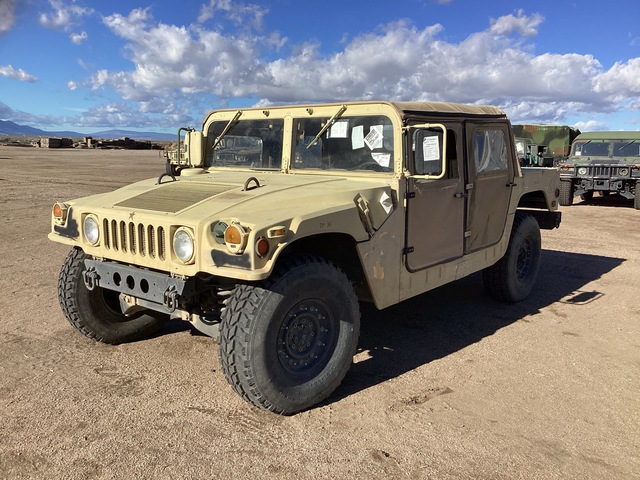 AM General M1097R1 HMMWV 4 Door Soft Top w/Truck Body