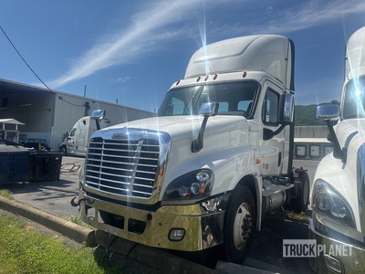 2018 Freightliner Cascadia 6x4 Tracteur Routier (Inoperable)