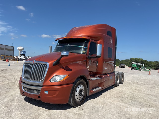 2021 International LT625 6x4 T/A Sleeper Truck Tractor