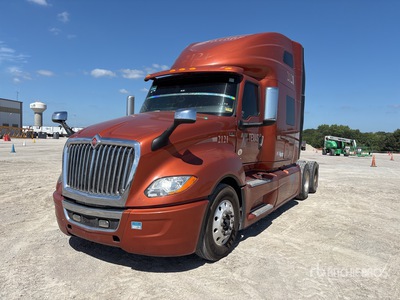 2021 International LT625 6x4 T/A Sleeper Truck Tractor