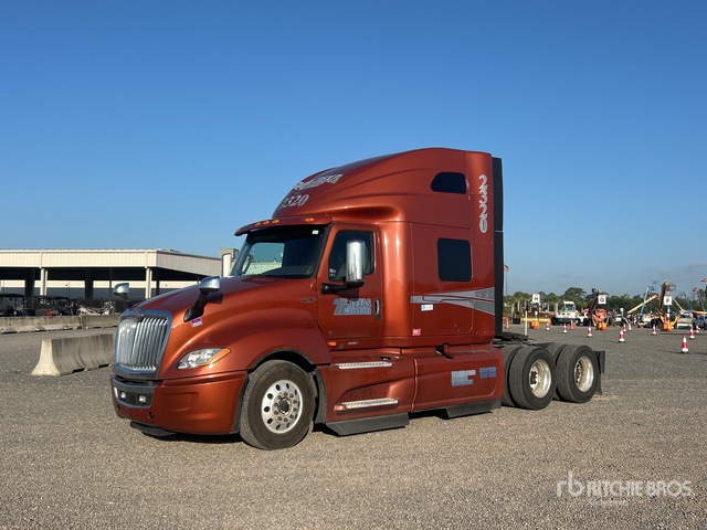 2023 International LT625 6x4 T/A Sleeper Truck Tractor