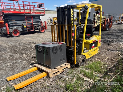 Hyster J40ZT 3650 lb Carrelli Elevatori Elettrici