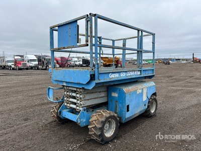 2001 Genie GS2668 4x4 Dual Fuel Scissor Lift