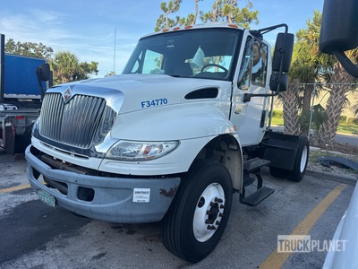 2007 International 4400 4X2 4x2 Cabina per trattore stradale 2 assi (Inoperable)