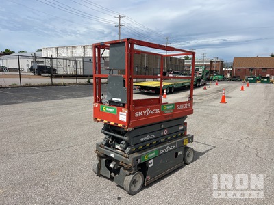 2016 Skyjack SJIII-3219 Electric Scissor Lift