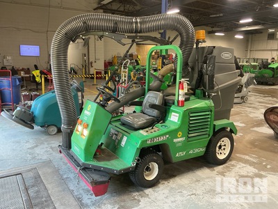 2018 Tennant ATLV 4300 Ride-On Spazzatrice pavimenti
