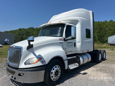 2019 International LT625 6x4 T/A Sleeper Truck Tractor