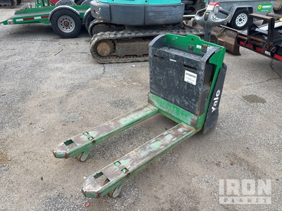 2018 Yale MPB045VGN24T2646 4510 lb Electric Pallet Jack