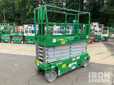 2015 Genie GS-3232 Electric Scissor Lift