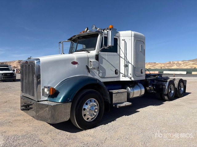 2012 Peterbilt 365 6x4 T/A Sleeper Truck Tractor