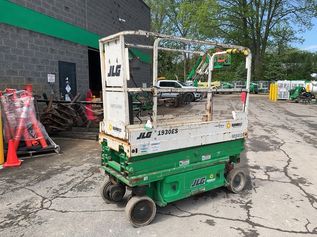 2017 JLG 1930ES Electric Scissor Lift