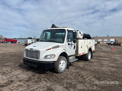 2006 Freightliner M2 106 4x2 Service Truck