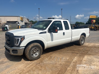 2015 F250 Ford XL 4x2 Pickup