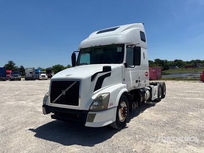 2014 Volvo VNL670 6x4 T/A Sleeper Truck Tractor