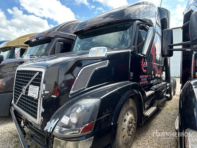2017 Volvo VNL 6x4 T/A Sleeper Truck Tractor (Inoperable)