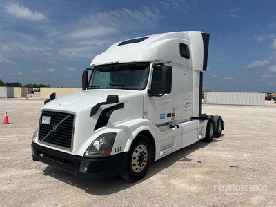 2014 Volvo VNL 6x4 T/A Sleeper Truck Tractor
