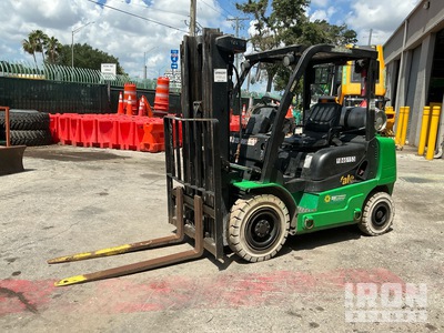 2017 Yale GTP050MXNEAE078 4800 lb Pneumatic Tire Forklift