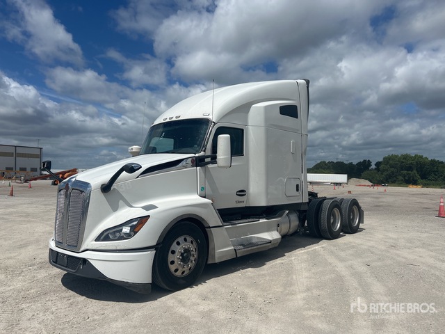 2022 Kenworth T680 6x4 T/A Sleeper Truck Tractor