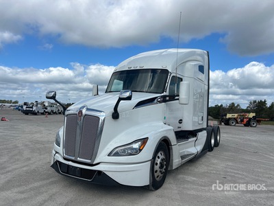 2022 Kenworth T680 6x4 T/A Sleeper Truck Tractor