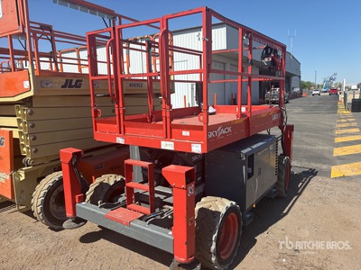 2021 Skyjack SJ6826 RT 4x4 Diesel Ascenseur à ciseaux