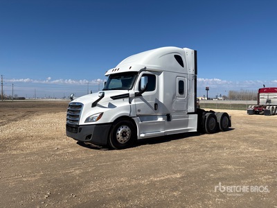 2019 Freightliner Cascadia 6x4 T/A Sleeper Truck Tractor