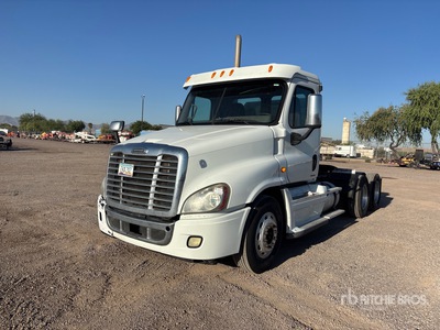 2011 Freightliner Cascadia 125 6x4 Day Cab Truck Tractor
