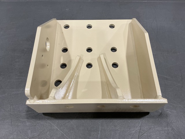 (28) Oshkosh 3833678 Vehicular Components Brackets