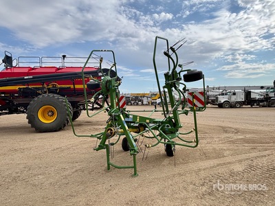 Krone KW5.52/4x7 15 ft 3-Point 4 Rotor Hay Tedder