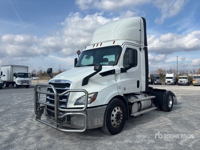 2020 Freightliner Cascadia 116 4x2 S/A Day Cab Truck Tractor