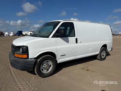 2005 Chevrolet Express 2500 Cargo Van