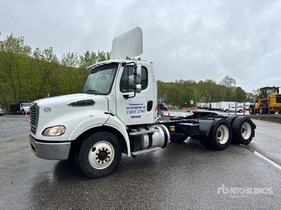2017 Freightliner M2 112 6x4 تراكتور شاحنة نهارية (ثنائية المحور)