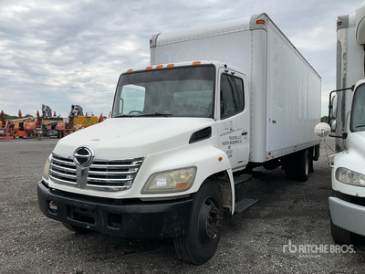 2006 Hino 258 4x2 Van Truck
