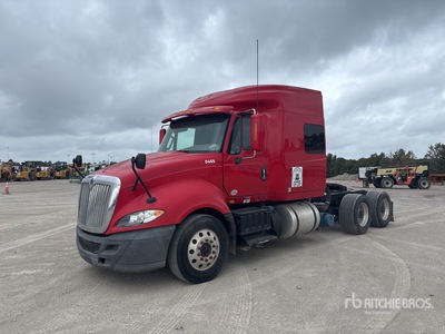 2017 International ProStar 6x4 T/A Slaapcabine Trekker