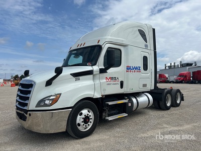 2019 Freightliner Cascadia 126 6x4 T/A Sleeper Truck Tractor