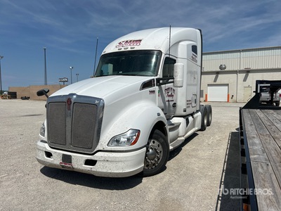 2019 Kenworth T680 6x4 T/A Sleeper Truck Tractor (Inoperable)