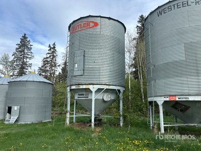 Butler +/- 2100 bu 4 Ring Hopper Grain Bin