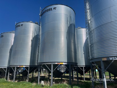 2017 Westeel +/- 4300 bu 6 Ring Hopper Grain Bin