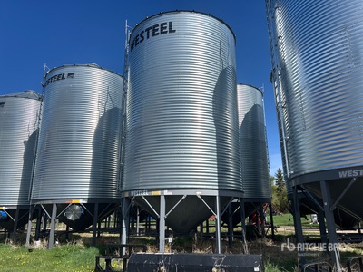 2013 Westeel +/- 4300 bu 6 Ring Hopper Grain Bin