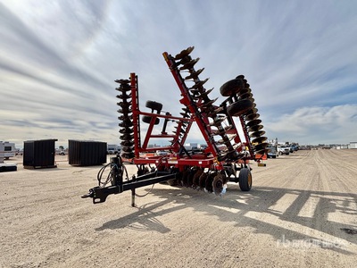 2021 Versatile TD600 35 ft Tandem Breaking Disc