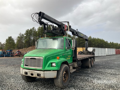 Hiab 235K-2 2800 kg Knuckle Boom on 2003 Freightliner FL80 6x4 Boom Truck