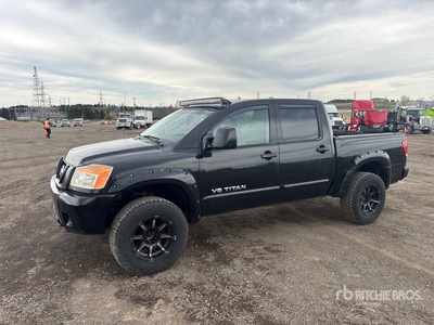 2013 Nissan Titan 4x4 Crew Cab Pick Up
